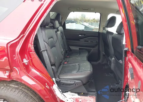 2023 Nissan Pathfinder Sl 4Wd z USA, uszkodzony, nr VIN 5N1DR3CC1PC223683